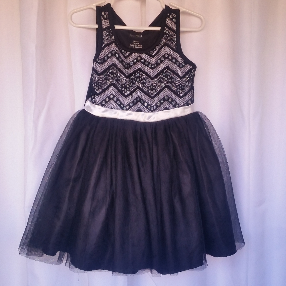 NANNETTE Black Special Occasions Dress Size 4